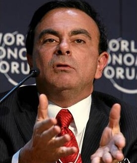 日産ゴーン会長逮捕…では、会社員が罪を犯したらどうなる？