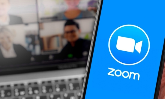 Zoomを教えるだけで6万円の副収入。本当に稼げるのか？実践者に聞く