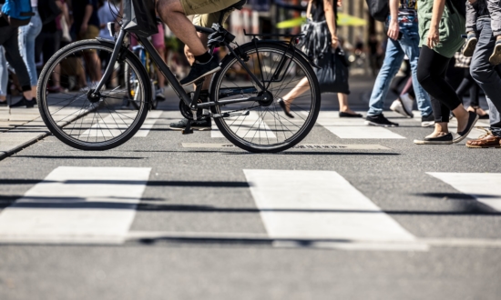 自転車でも「あおり運転」は罰則の対象？弁護士に聞いてみた。