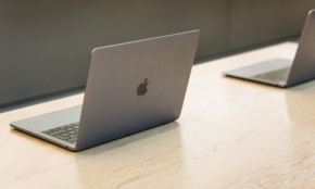 アップルで「脱インテル」加速か。Macの次期モデルを予測