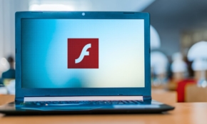 Adobe Flashが2020年で終了。使い続けるとトラブルは起こるのか