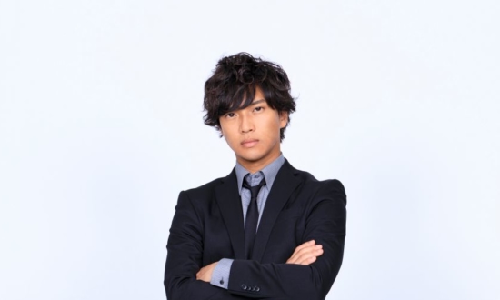 岡田龍太郎、失敗ばかりの「早大法学部生」が“仮面ライダー”になるまで