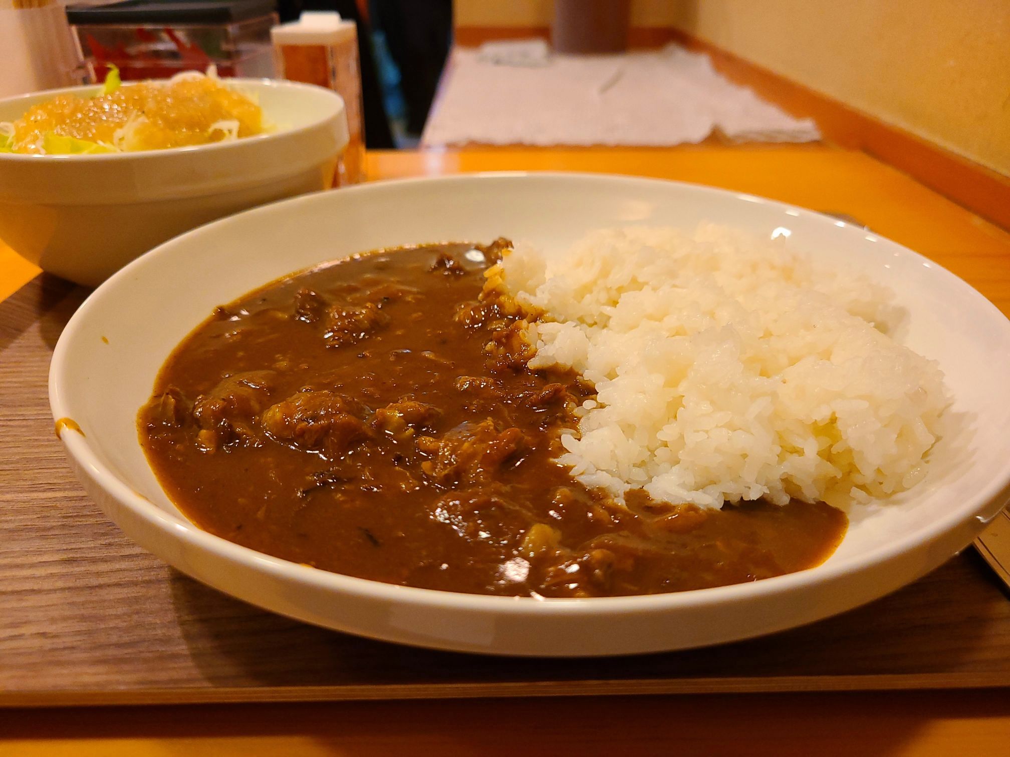 カレー屋ドムドム