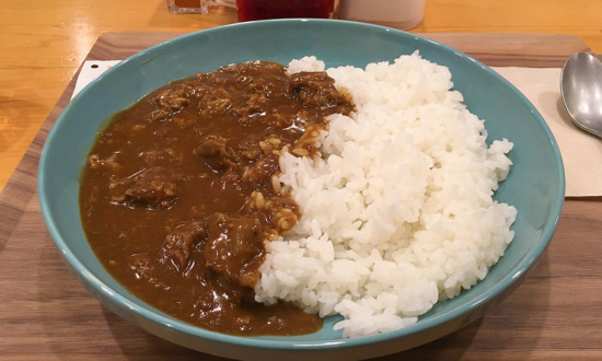 ドムドムバーガーのカレー屋がまもなく閉店。どう考えても赤字なのに出店できたワケ