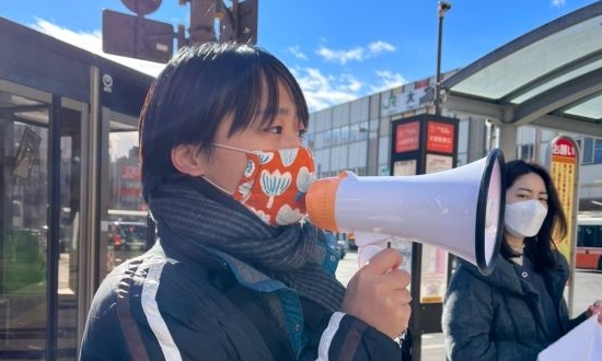 路上生活からの脱出をサポートする若者たち。生活保護のあり方に異議を唱える