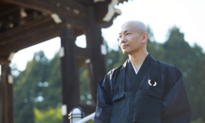 経営者もこぞって着ける！宝くじ当せんの祈願殺到の金運神社で祈祷したブレスレットで金運を