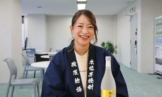 ライブ配信で月収100万円も。“歌う焼酎社長”が経営と二足の草鞋を履くワケ