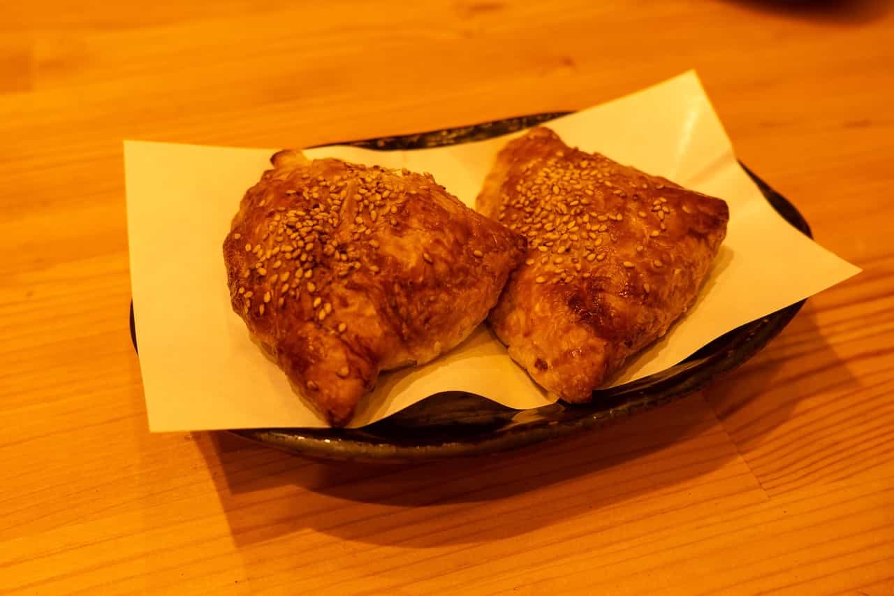 羊肉烤包子