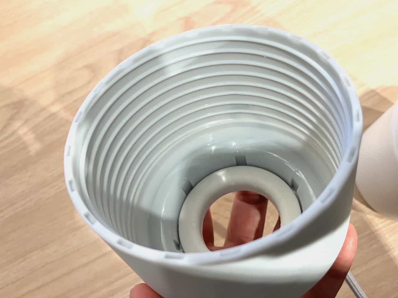 2WAY ステンレスペットボトルホルダーふたの裏側