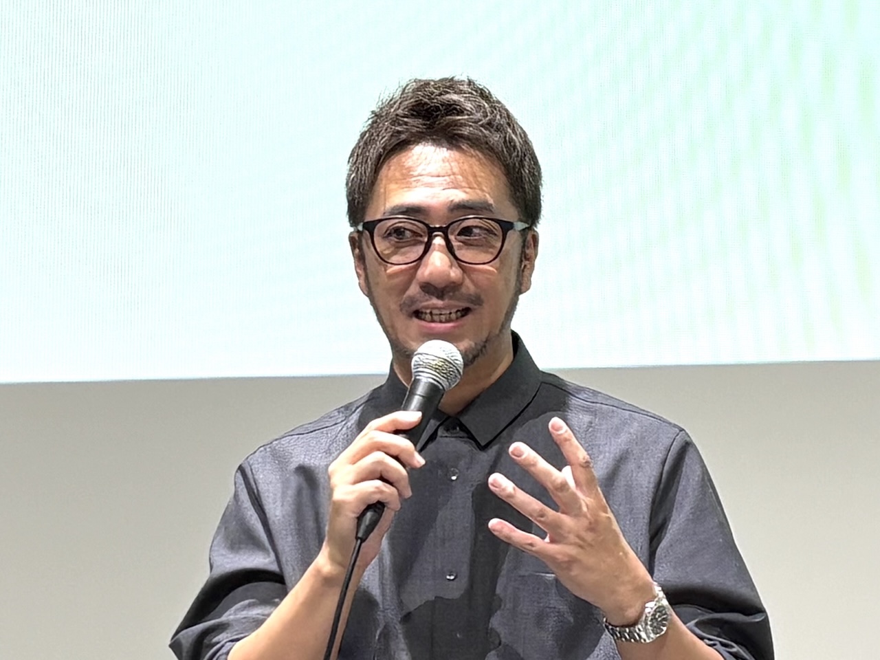 ヘア＆メイクアップアーティストのKUBOKIさん