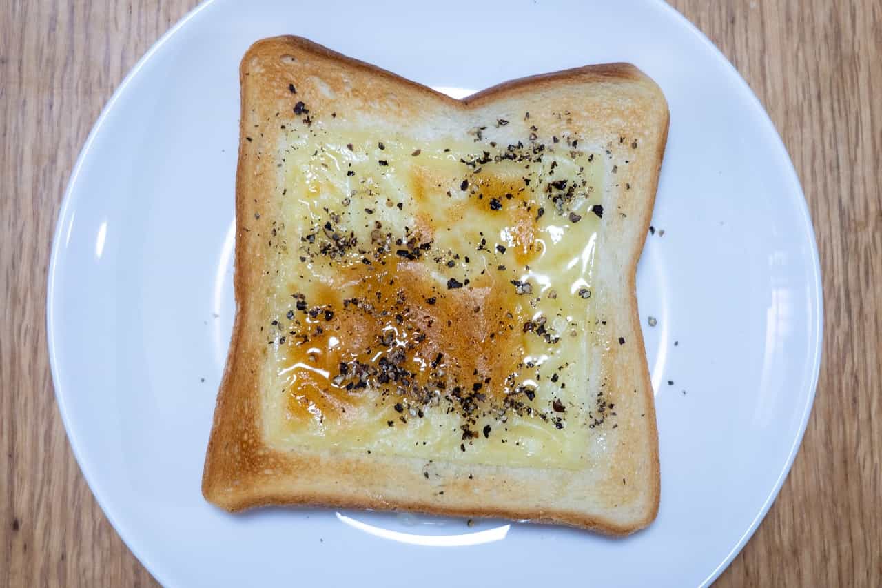 こんがりチーズトースト〈はちみつチーズ〉