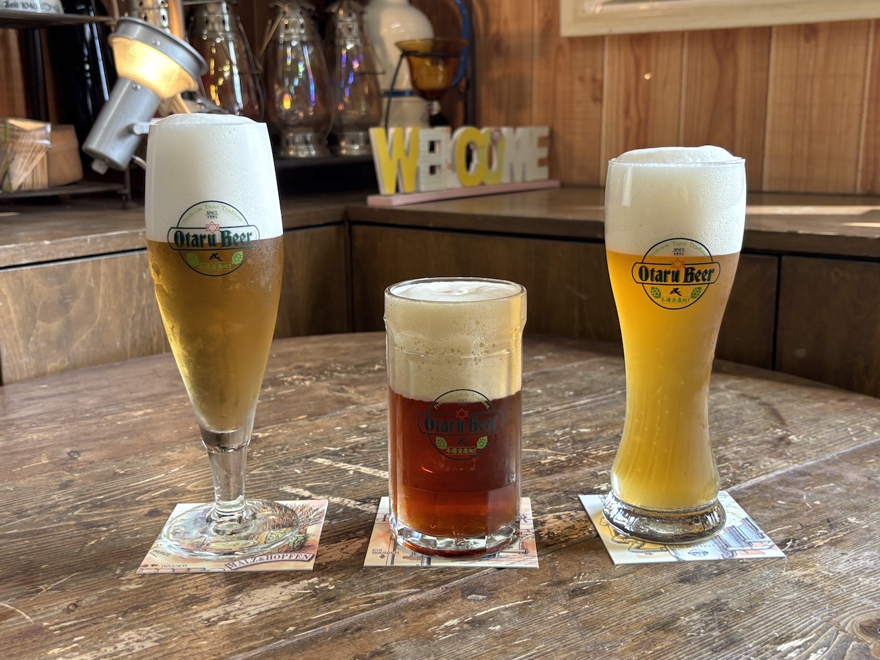 小樽ビール、左からピルスナー、ドンケル、ヴァイス(小樽倉庫No.1で飲めます)
