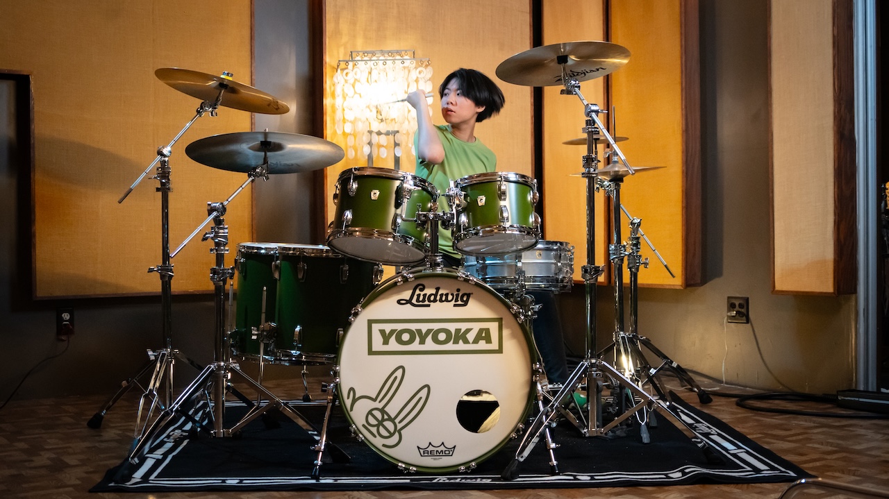 8歳で世界が注目、12歳で渡米!天才ドラマーYOYOKAが見た“本物の音楽”の世界