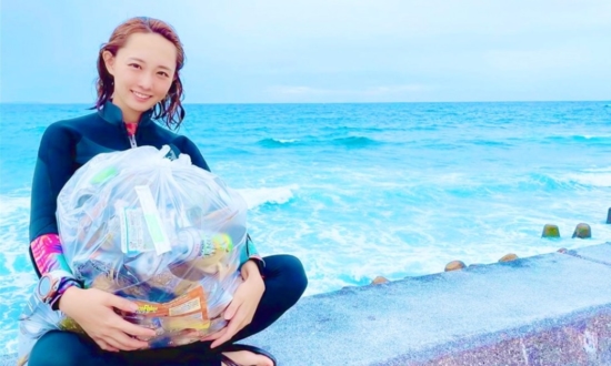 ダイビング×水中ゴミ拾いで、美しい海を未来へ│『Dr.blue』東 真七水が示す環境アプローチ