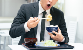 ランチ代が倍増!?「食事補助非課税枠拡大」がビジネスパーソンに与えるインパクトとは？