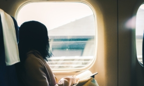 実在する宿や街を“小説”に。物語から旅が始まる「空想旅文庫」、全国約30組との共創計画を発表